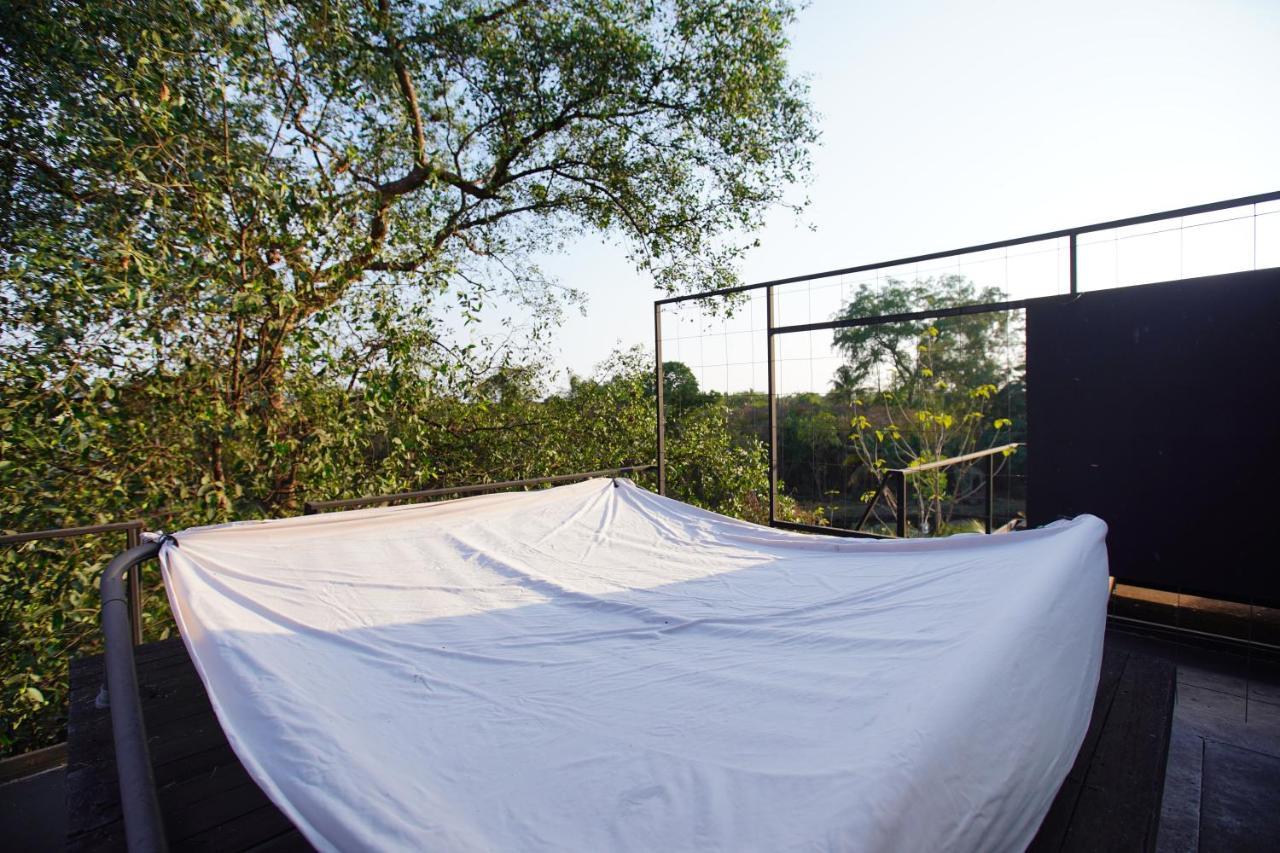 Отель Bangkok Tree House Bang Kachao Экстерьер фото