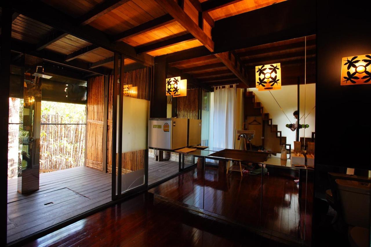Отель Bangkok Tree House Bang Kachao Экстерьер фото